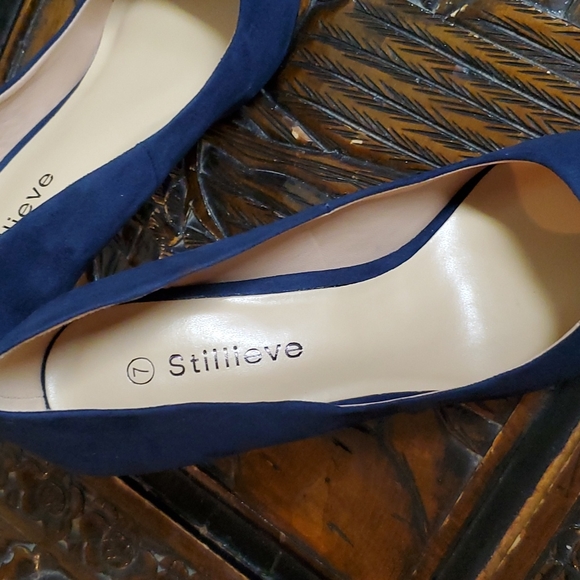 STILLIEVE 3.5" Heels - Picture 3 of 4